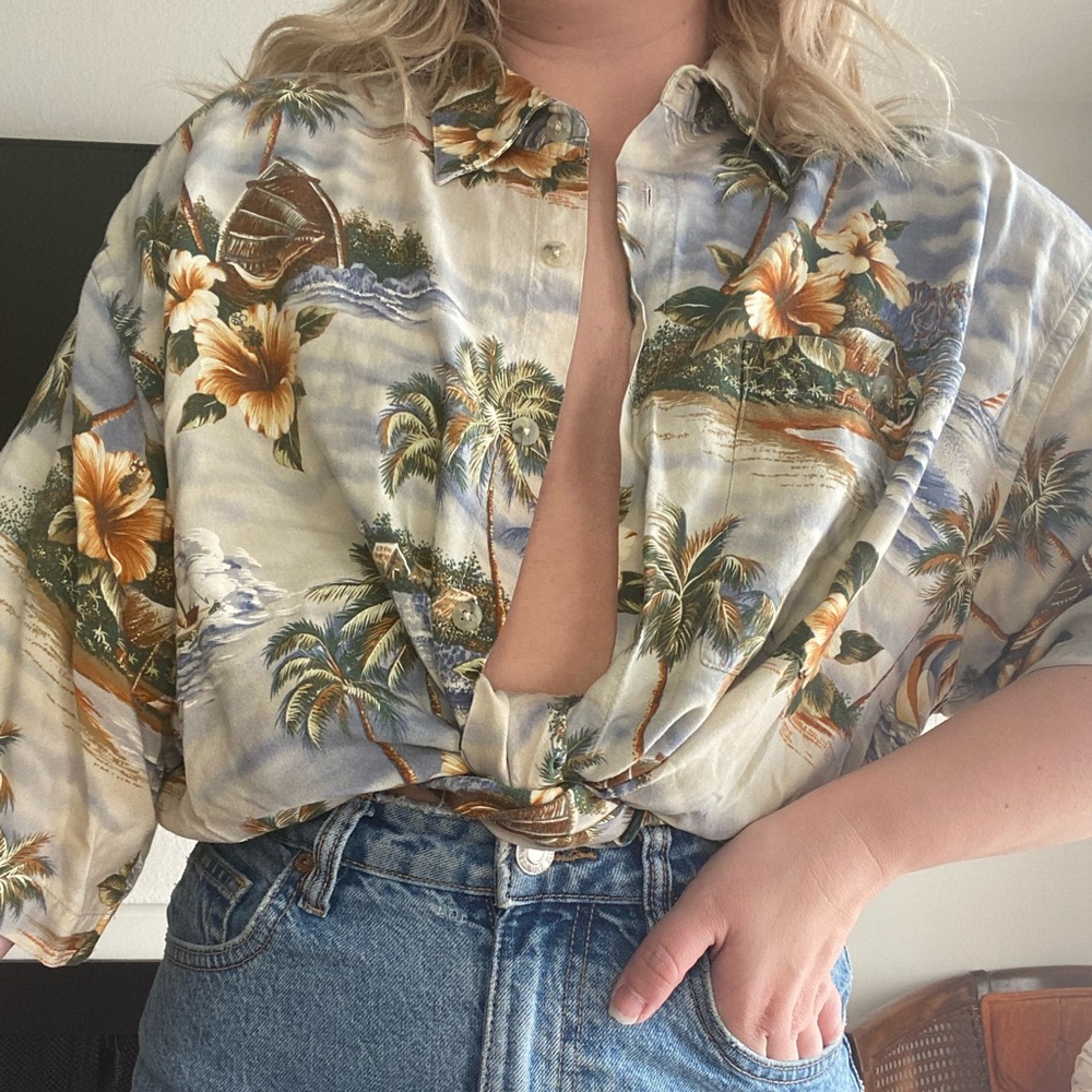 Hawaiian shirt